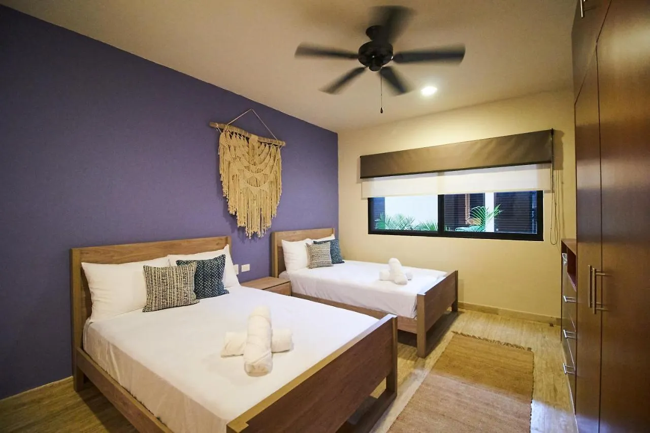 Luxury Poolside Gem With Pool, Jacuzzi & Gym Apartment Tulum