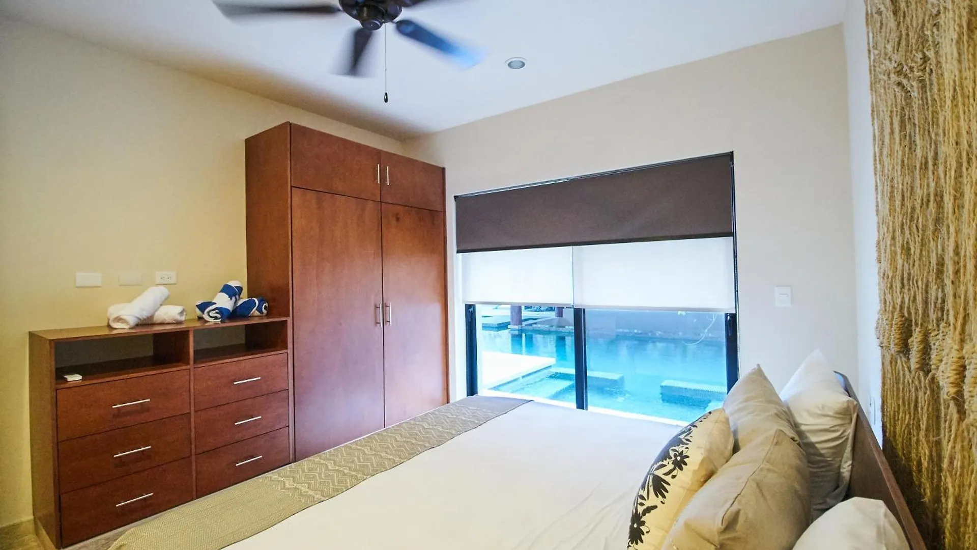 Luxury Poolside Gem With Pool, Jacuzzi & Gym Apartment Tulum 0*,  Mexico